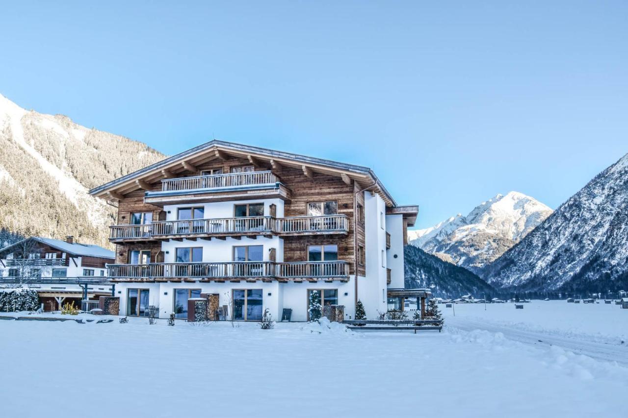 Naturparkgut Holzgau Esterno foto